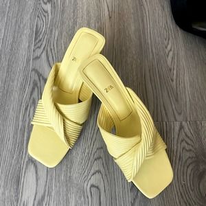 Zara PLEATED STRAP HEELED SANDALS